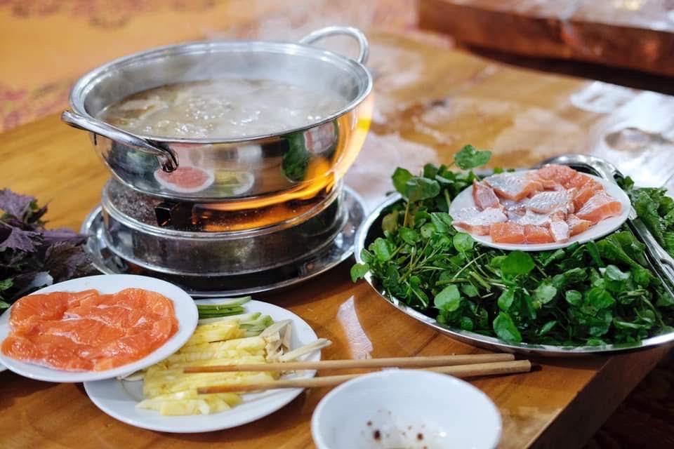 Salmon hot pot