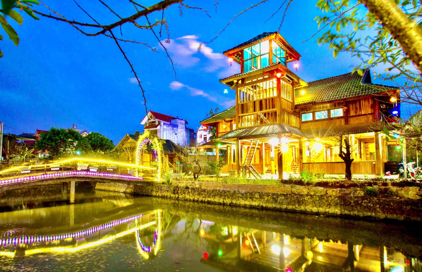 Homestay Hồ Bản Mòn