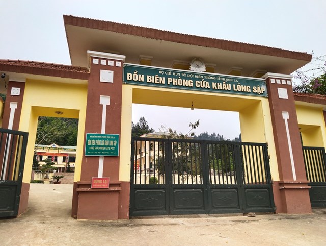 Lóng Sập Border Guard Station