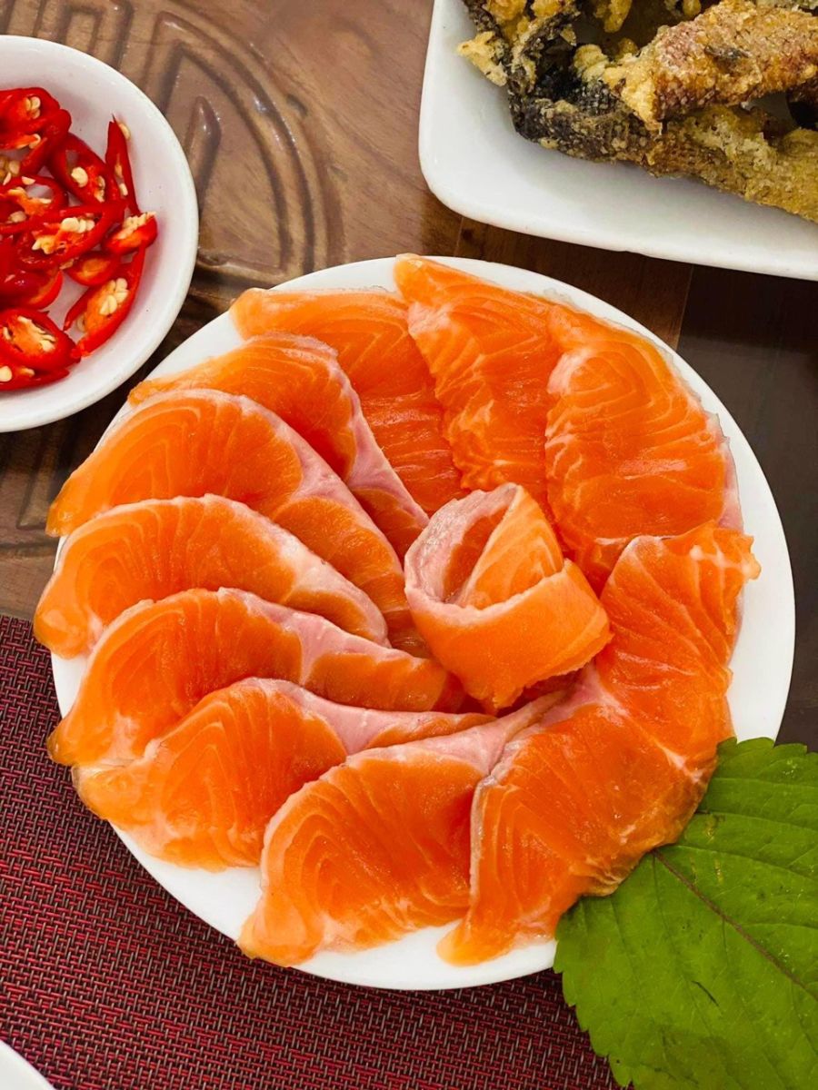 Salmon Sashimi